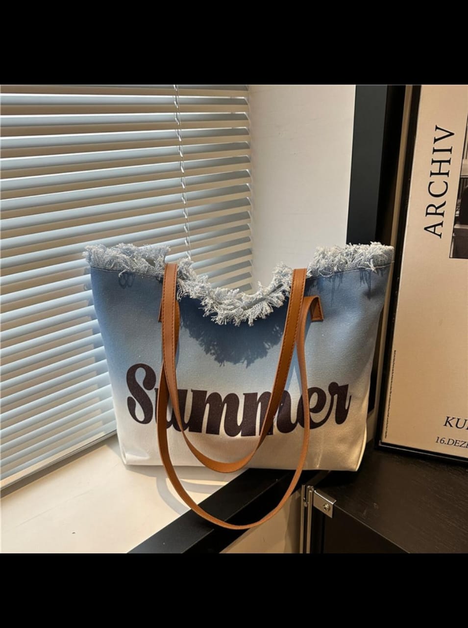 Tote Bag 
New Arrival Large Capacity Canvas Bag, Tote Shoulder Bag, Its a Cross Body Bag For Women