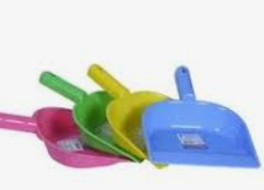 Dust Collecting Pan - Plastic Material Ideal For Efficient Dirt And Dust Collection