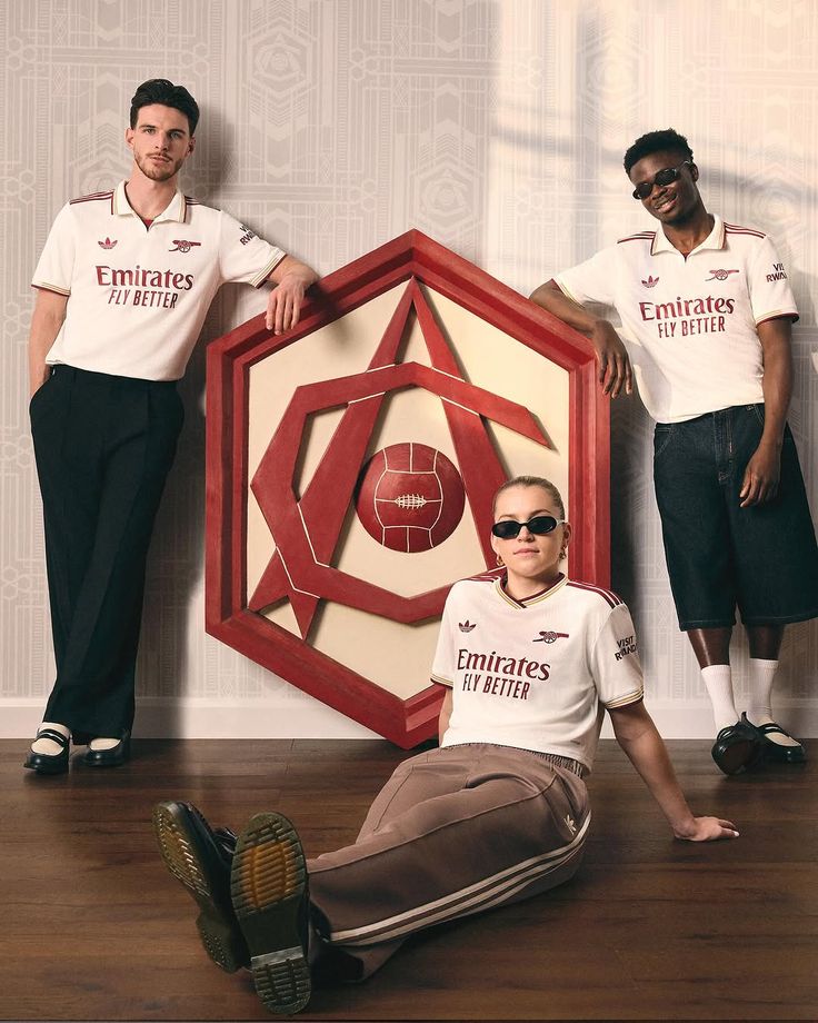 Arsenal 2025/26 Away Kit | Collared Heritage Jersey | Lightning Bolt Edition