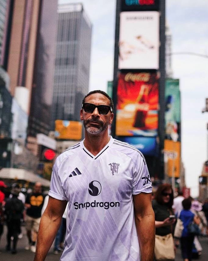 Manchester United 2025/26 Away Kit | V-Neck Collab Edition | Official Replica