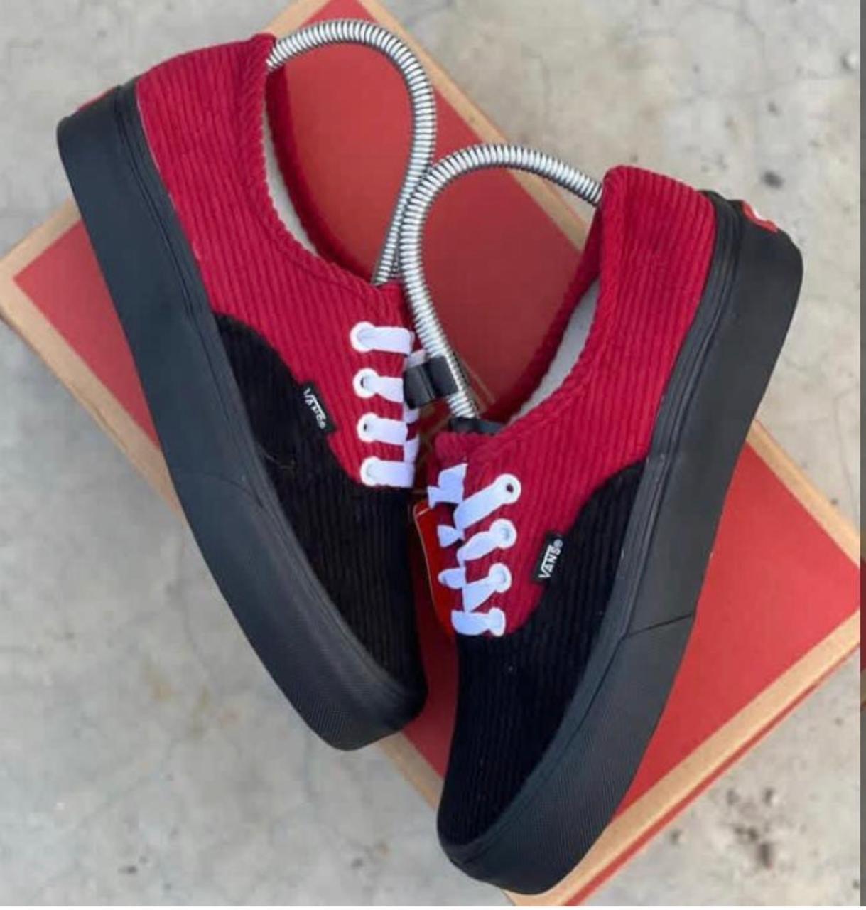 Vans Corduroy Black
