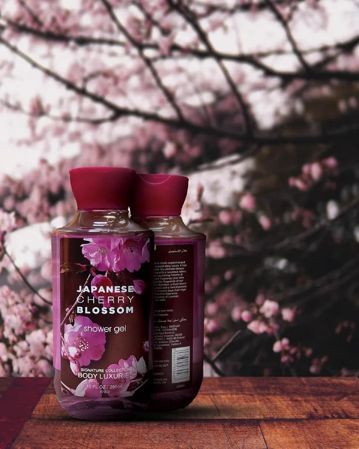 4 Pack Dear Body Cherry Blossom Contains Shower Gel, Body Splash, Body Cream and Body Lotion Sweet Fresh Scent Keep Fresh Body Washes 4 in 1 Signature Collection Body Luxuries Set