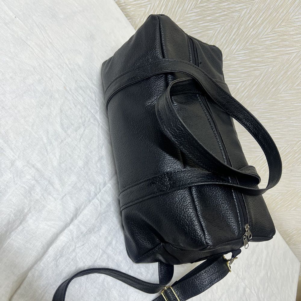 Leather gym bag