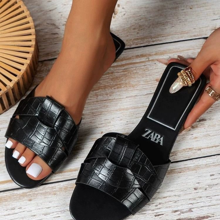 New Summer Women Slippers Cross Strap Flat Sandals Casual Beach Holiday PU Leather Shoes