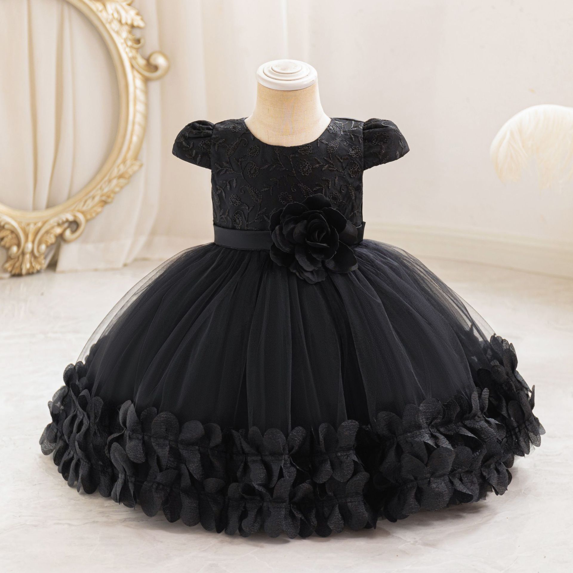 Girls Princess Dress Tulle Party Dress Kids Birthday Wedding Dress Performance Dress