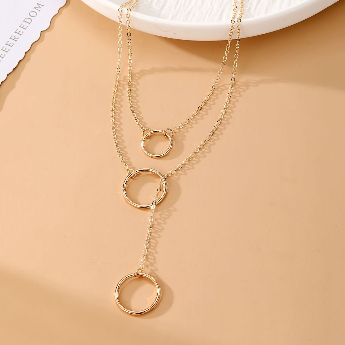 Hot selling personalized multi-layer layered necklace, European and American cross-border necklace, women's small sturdy pendant, collarbone chain, neck