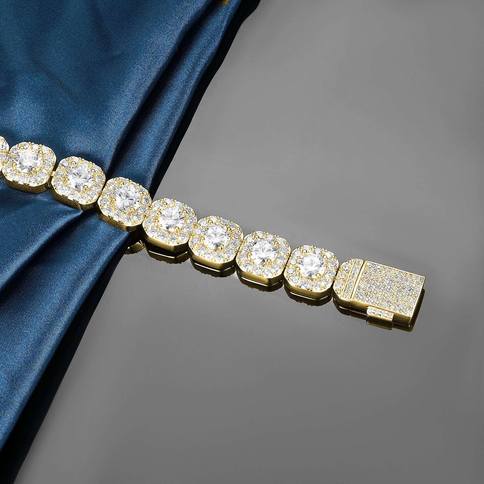 Europe and the United States cross-border Cuba bracelet 12mm wide crystal sugar chain zircon bracelet flip men's bracelet trend bracelet wholesale silvery 7 inches