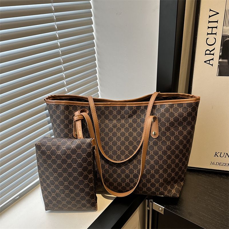 High quality cross-border new two-piece set of large capacity tote bag foreign style with network red explosive handbag bag woman Khaki one size