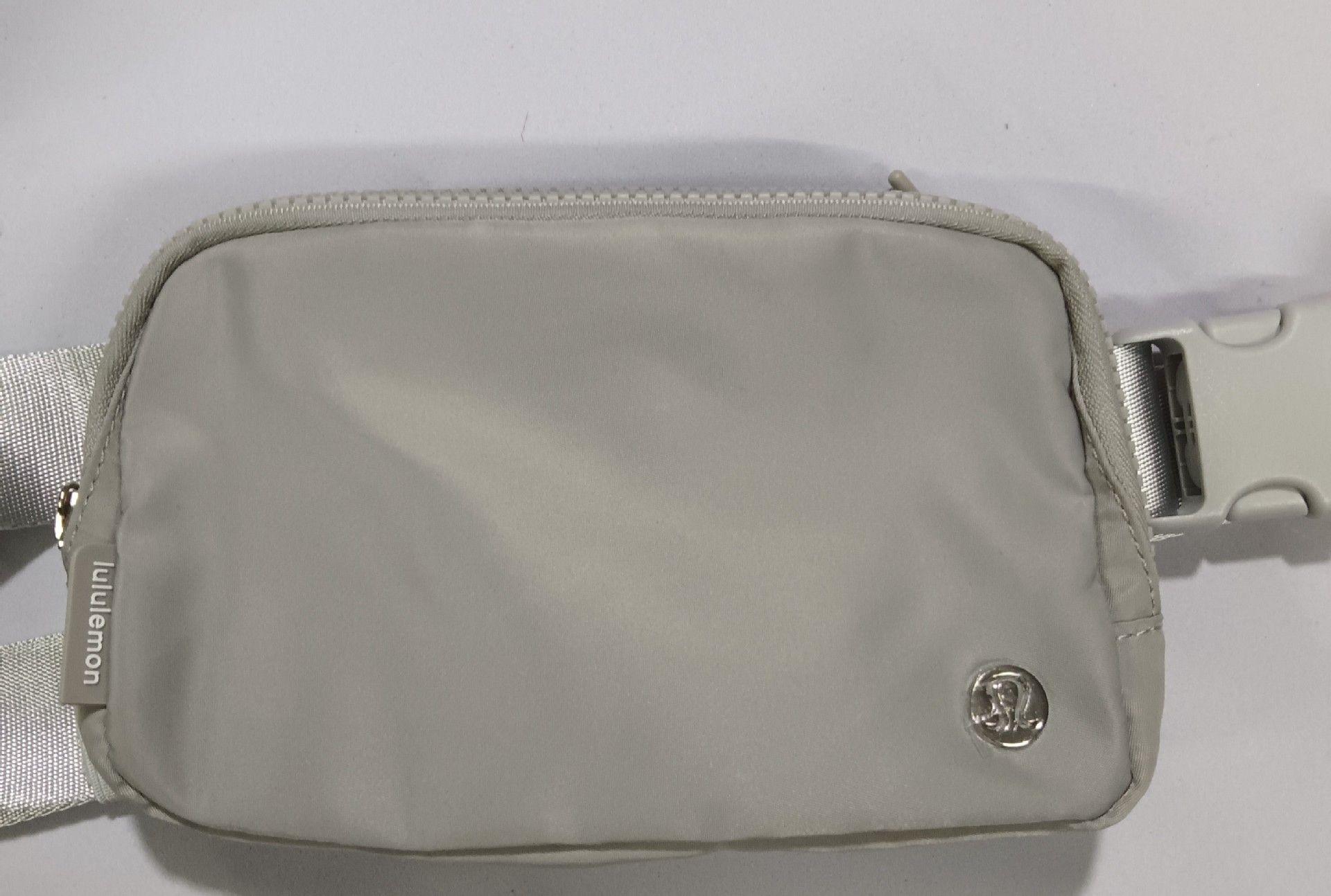 lulu sports waist bag metal label multifunctional waist bag outdoor running waist bag mobile phone storage oblique hanging bag 1 as picture