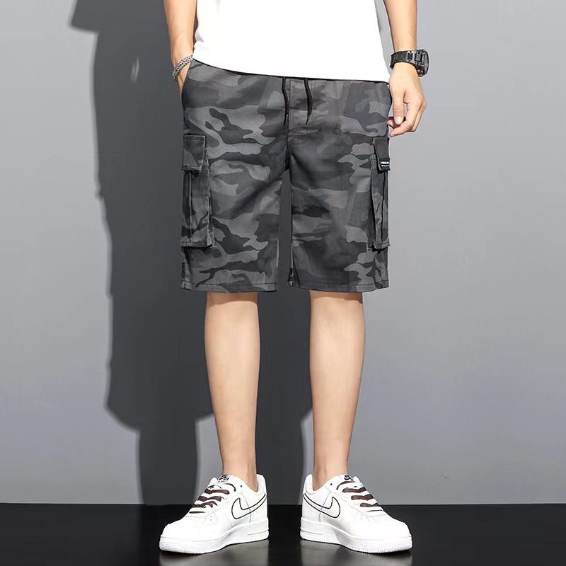 Fashionable and trendy summer camouflage workwear shorts, men's loose five quarter pants, multi pocket plus size mid length shorts, beach pants, casual Black floral shorts 165 [100-115 pounds]