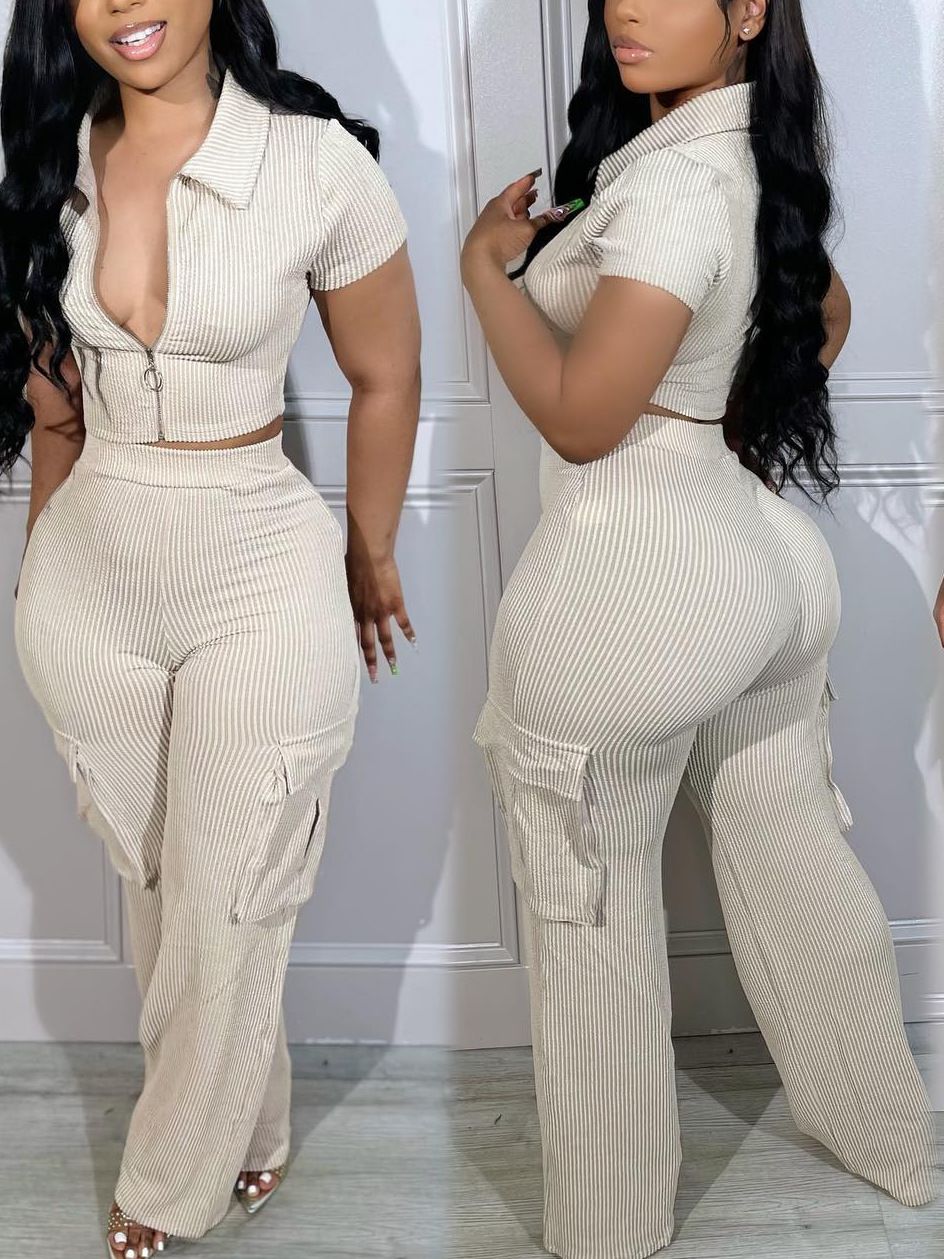 Summer new women's two-piece suit solid color short sleeve lapel zipper short coat pocket casual trousers suit is suitable for daily leisure parties and commuting.