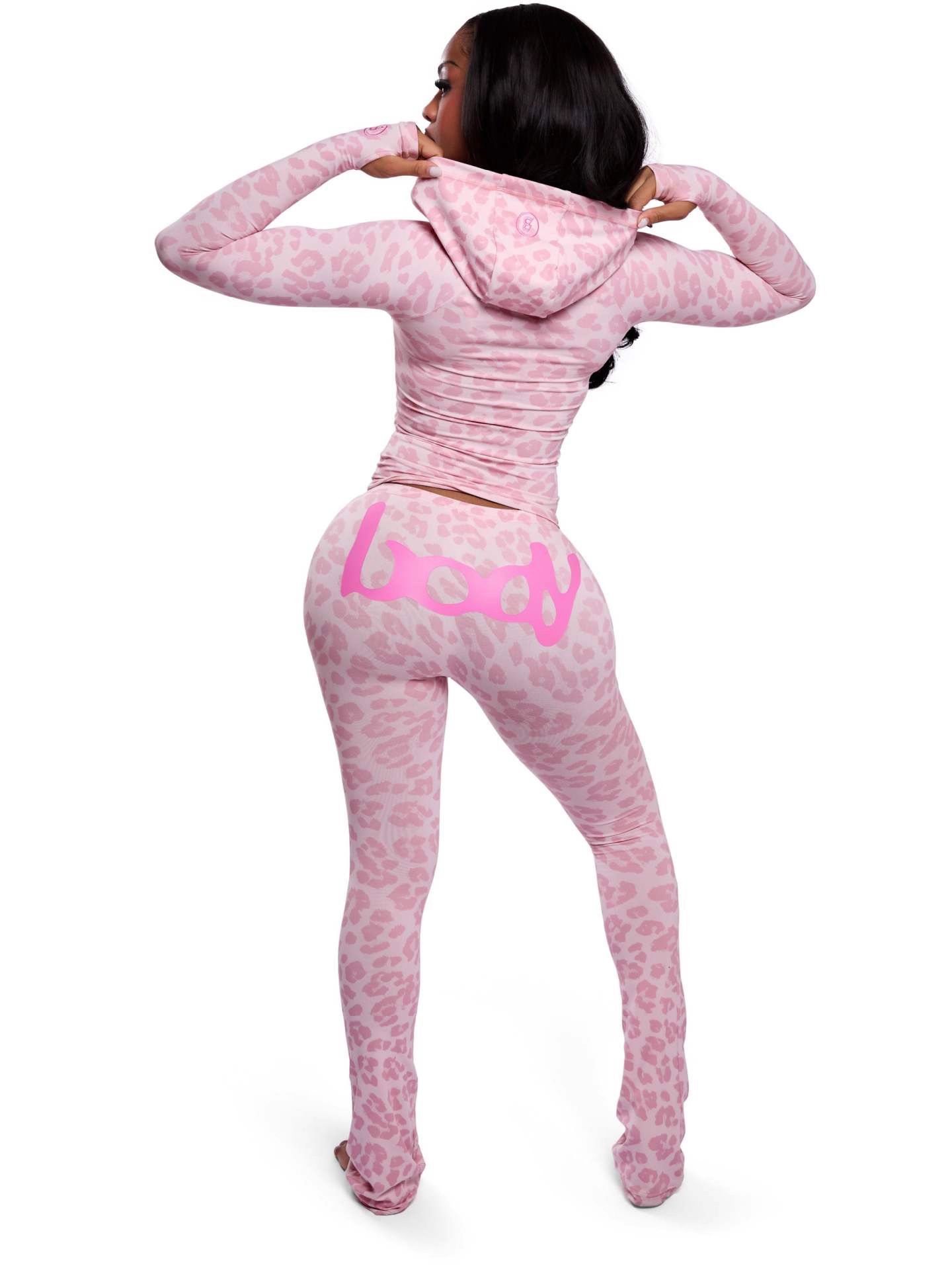 The new women's two-piece solid color printed long sleeve hooded zipper short coat tight trousers suit is suitable for daily leisure commuting outdoor sports wear.