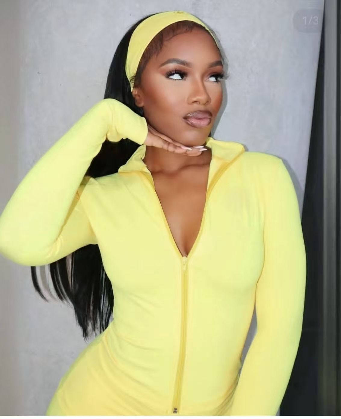New women's two-piece suit with solid color, long sleeve, stand collar, zipper, short coat and casual trousers suit is suitable for daily leisure and commuting.