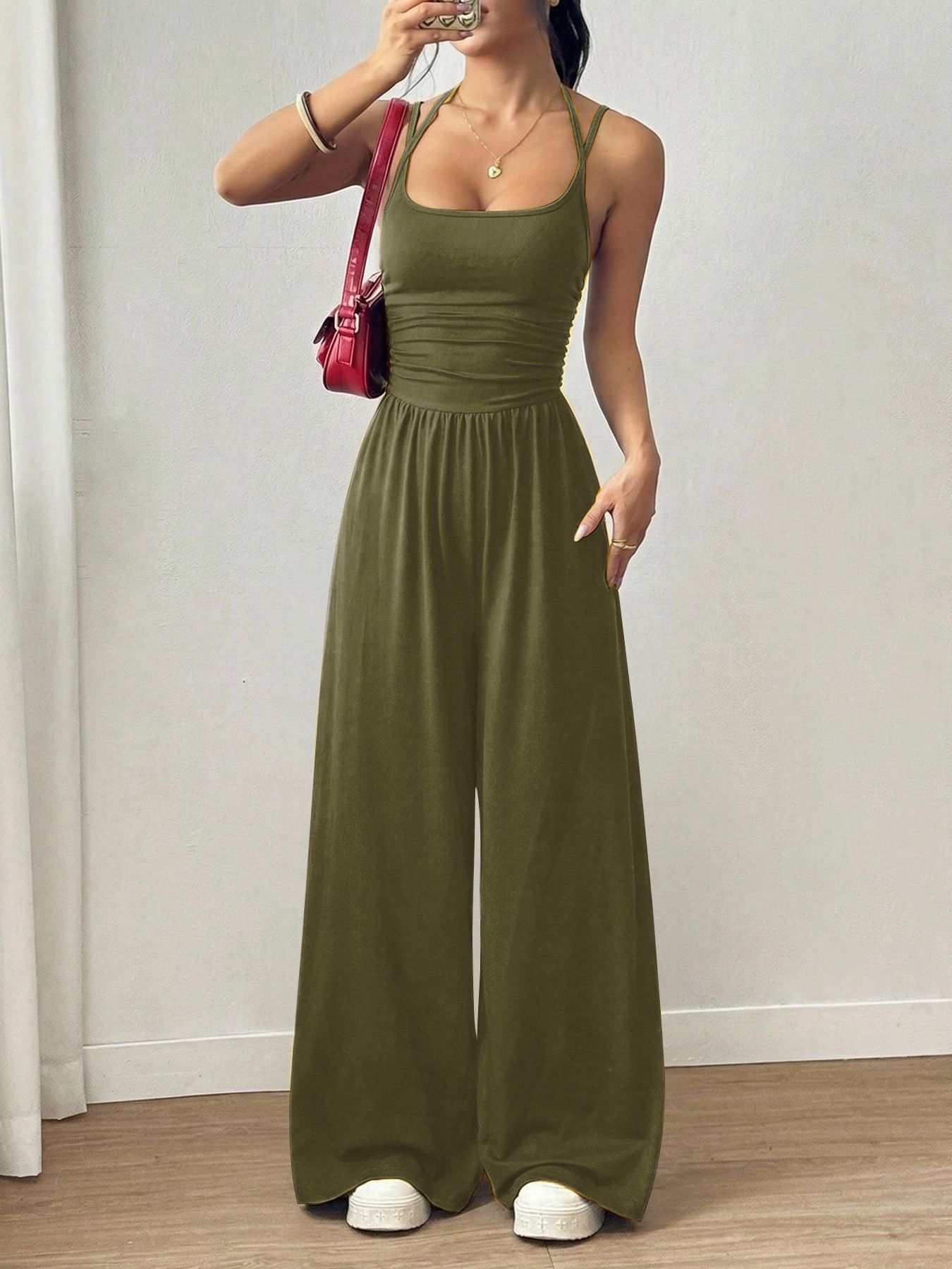 Summer new women's jumpsuit solid color sleeveless suspenders high waist wide leg pants casual jumpsuit suitable for daily leisure commuting parties.