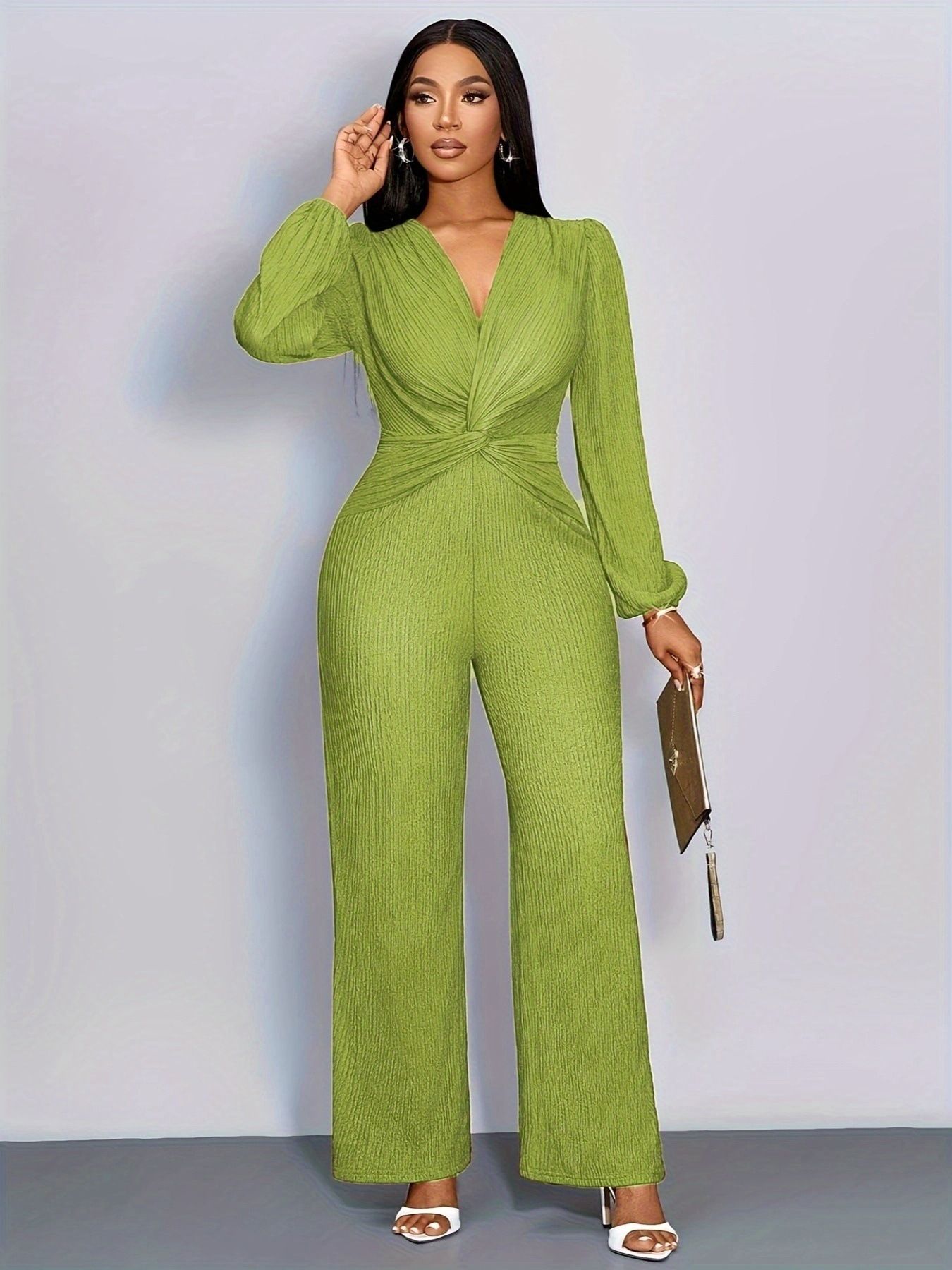 Autumn new women's jumpsuit fashion temperament solid color long sleeve V-neck high waist wide leg pants casual jumpsuit is suitable for daily leisure commuting parties.