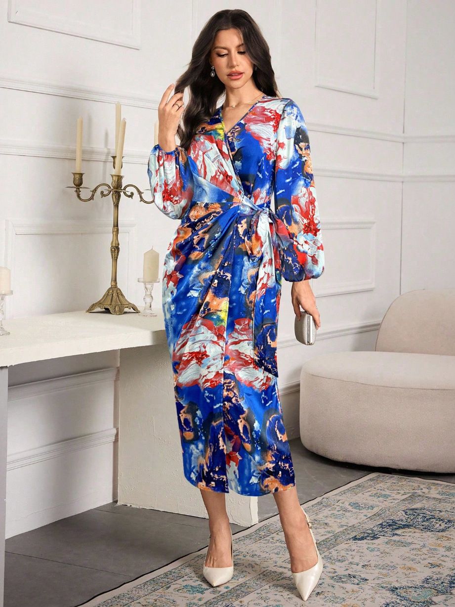 The new women's dress is fashionable and elegant, printed with long sleeve V-neck cardigan and slim long dress, which is suitable for daily leisure commuting parties.