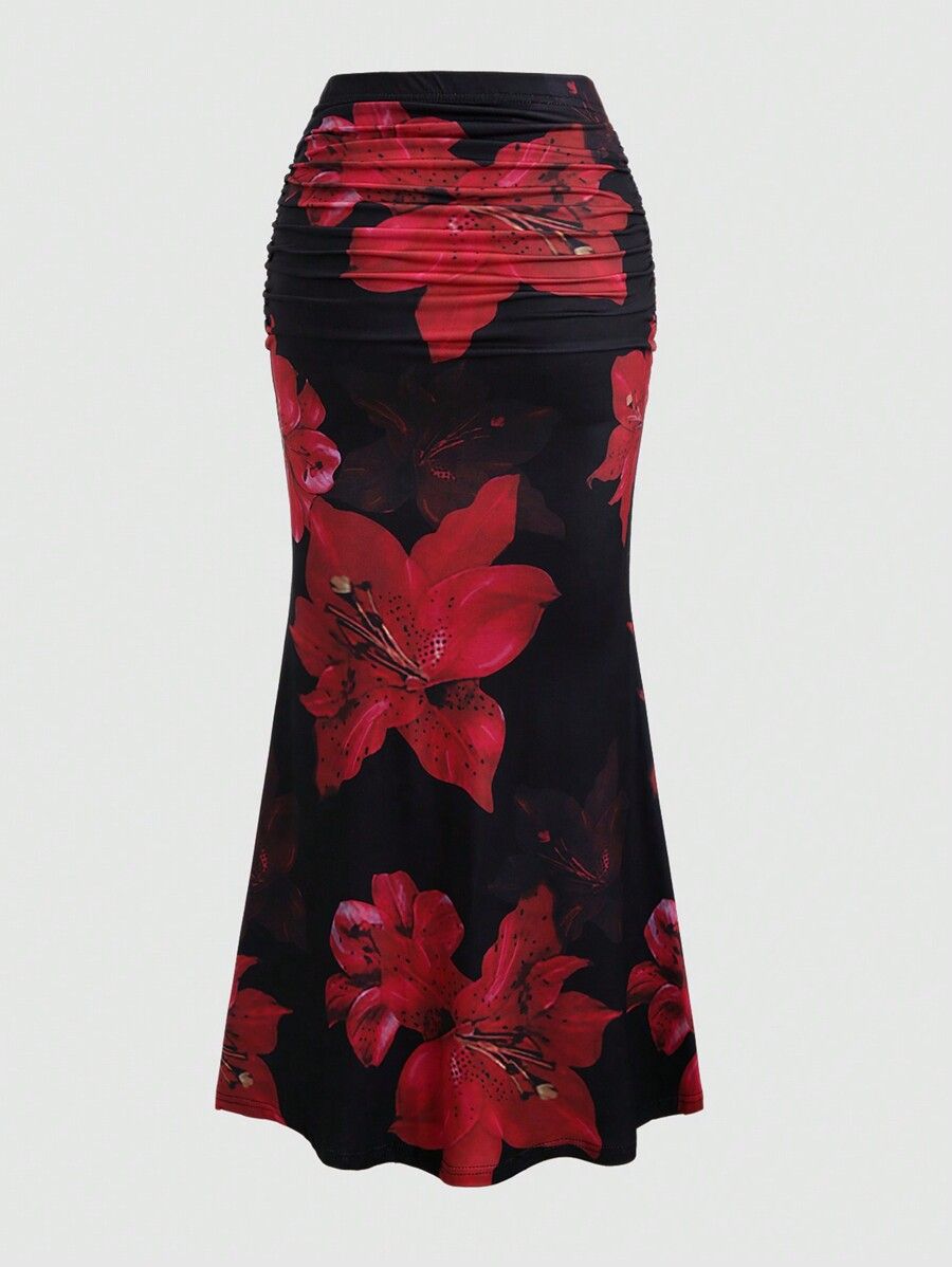 In summer, the new women's skirt is fashionable and elegant, printed and pleated, slim and hip-wrapped, and the long skirt is suitable for daily leisure, commuting, party and holiday.