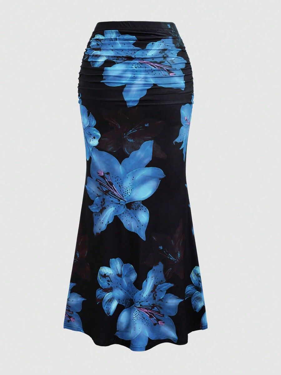 In summer, the new women's skirt is fashionable and elegant, printed and pleated, slim and hip-wrapped, and the long skirt is suitable for daily leisure, commuting, party and holiday.