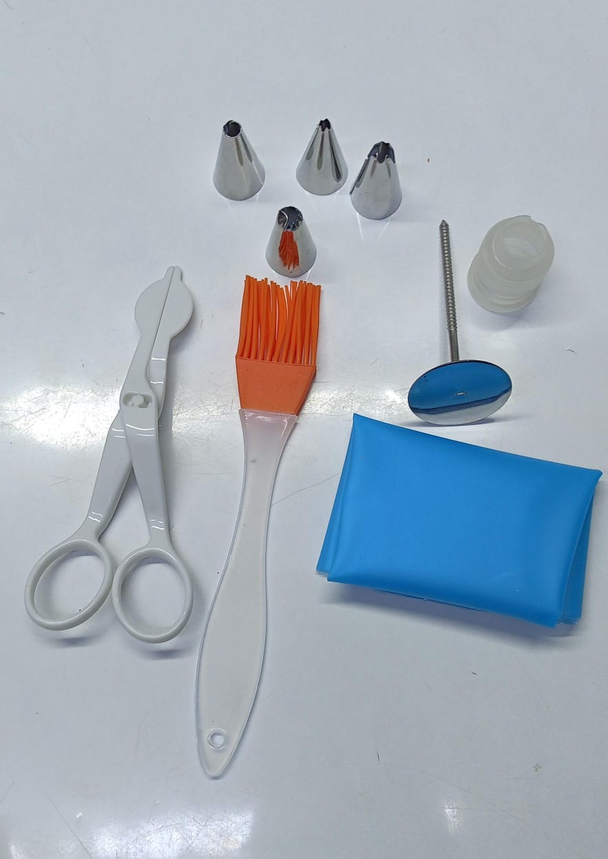 10PCS Cake Decorating Set – Baking Tools Kit for Cake Icing, Piping & Dessert Decoration