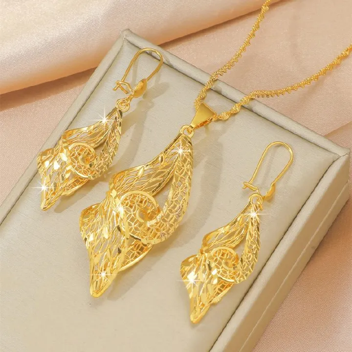 Hot Sale Wedding Copper Gold Plated Jewelry Set Color Retention Sand Gold Leaf & Floral Necklace and Earrings Set for Women