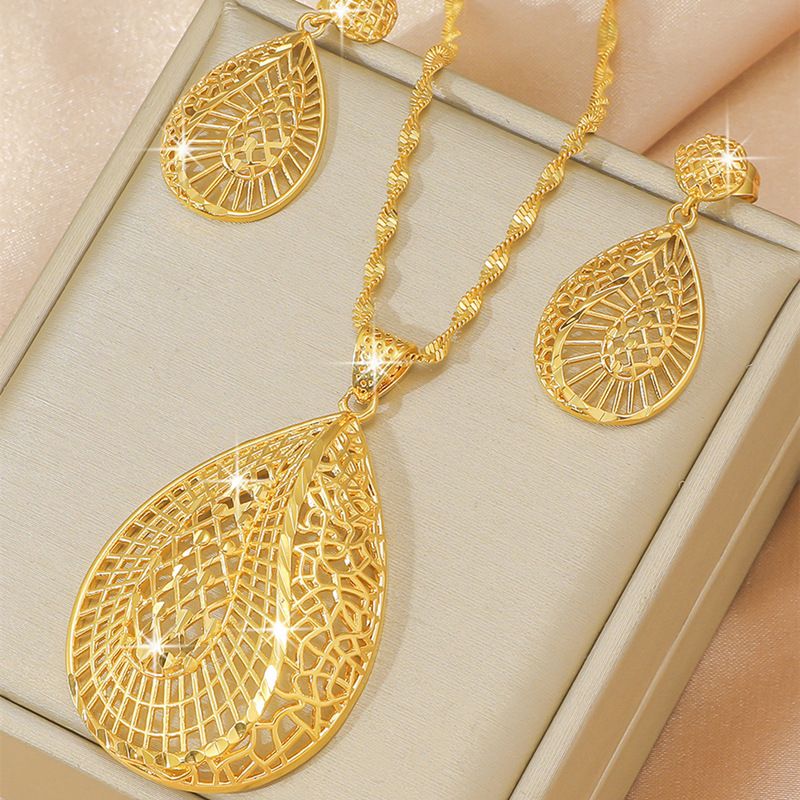 Hot Sale Wedding Copper Gold Plated Jewelry Set Color Retention Sand Gold Leaf & Floral Necklace and Earrings Set for Women