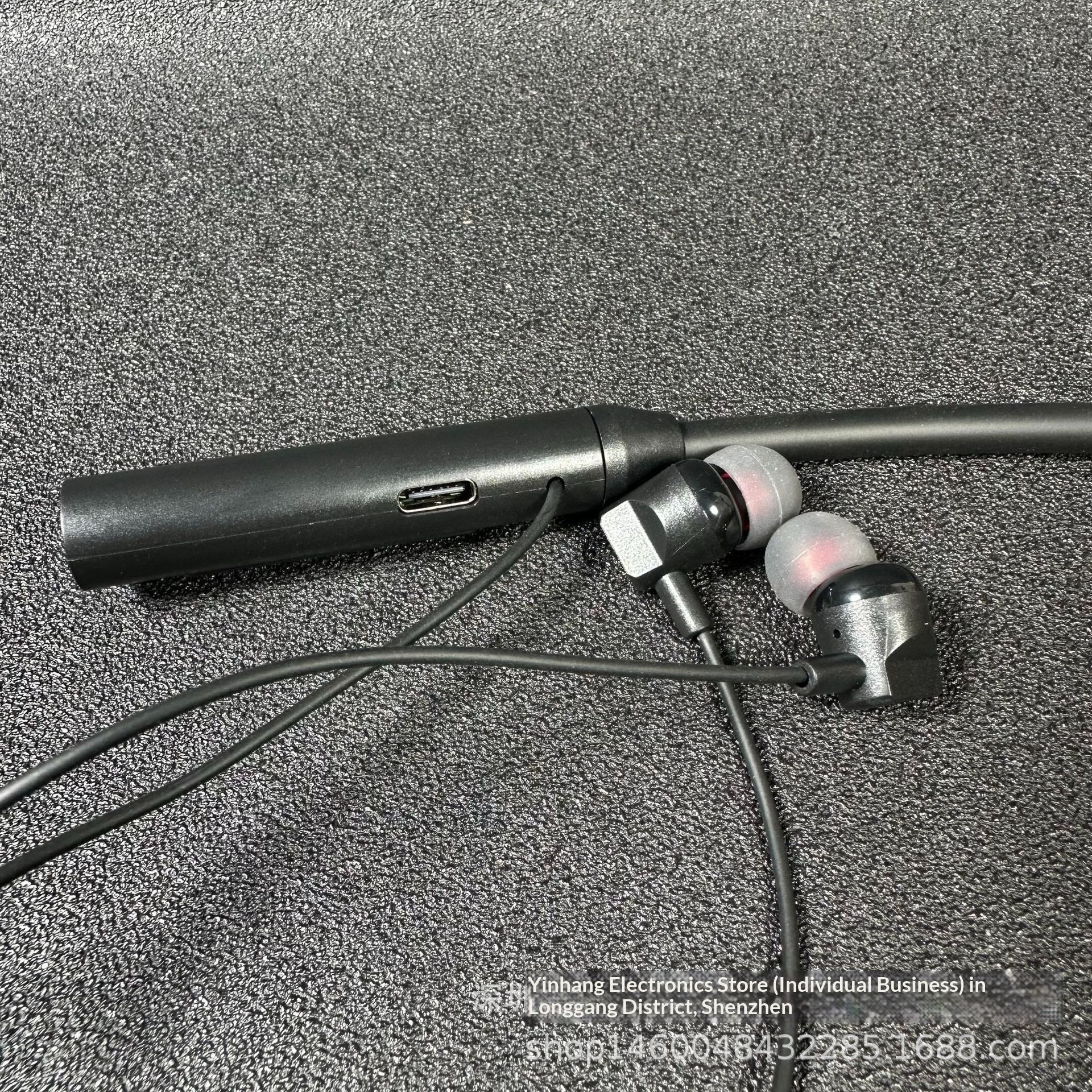 Ultra-long battery life neck-hanging dual-ear sports Bluetooth earphones, wireless in-ear stereo, compatible with mobile phones, neckband style