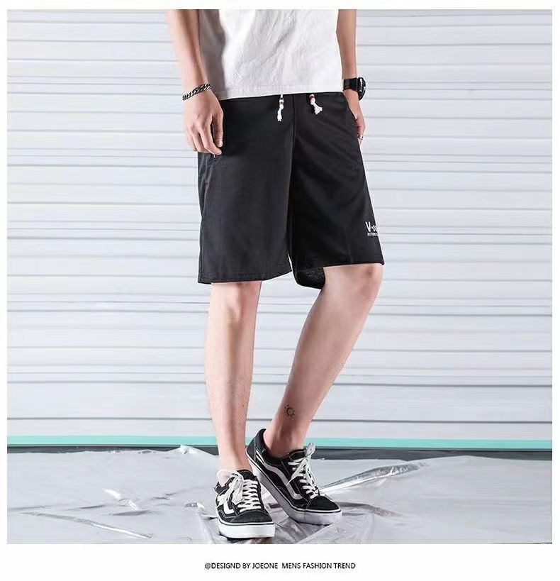 In summer, young and middle-aged men's sports and leisure shorts, men's cropped trousers, knitted cotton trousers, loose sports pants and beach pants.