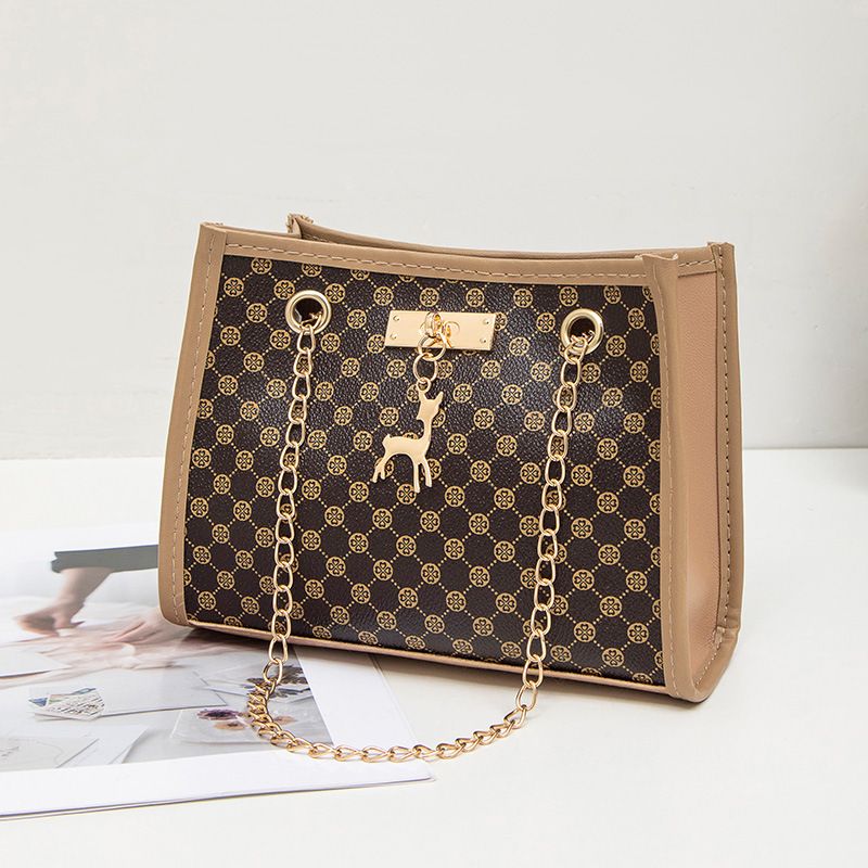 2024 New Fashion Chain Strap Square Shoulder Bag, Wholesale Ladies' Handbag For All Seasons Black 20*8*15cm