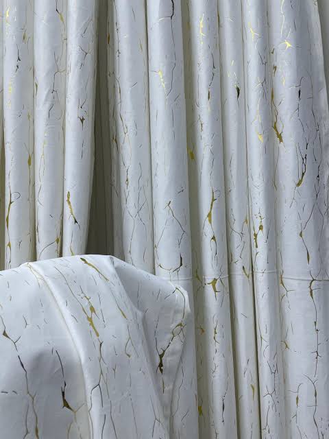 3 Piece Marble & Velvet Curtain Set – Elegant Luxury Finish ✨
Upgrade your space with this premium curtain set that blends modern marble style with soft velvet elegance for a rich, stylish home look.