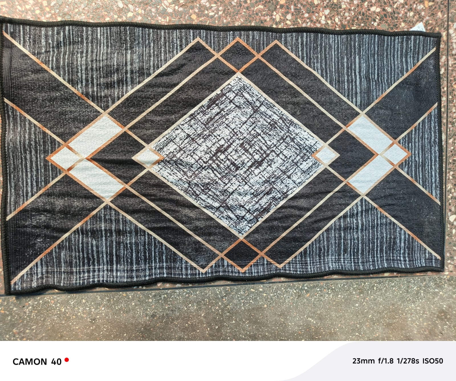 Quality 3D / HD Doormat – Stylish Entrance Upgrade ✨
Welcome comfort and elegance into your home with this premium 3D/HD printed doormat designed for both beauty and durability.
☘️ Size: 45 × 75 cm (p