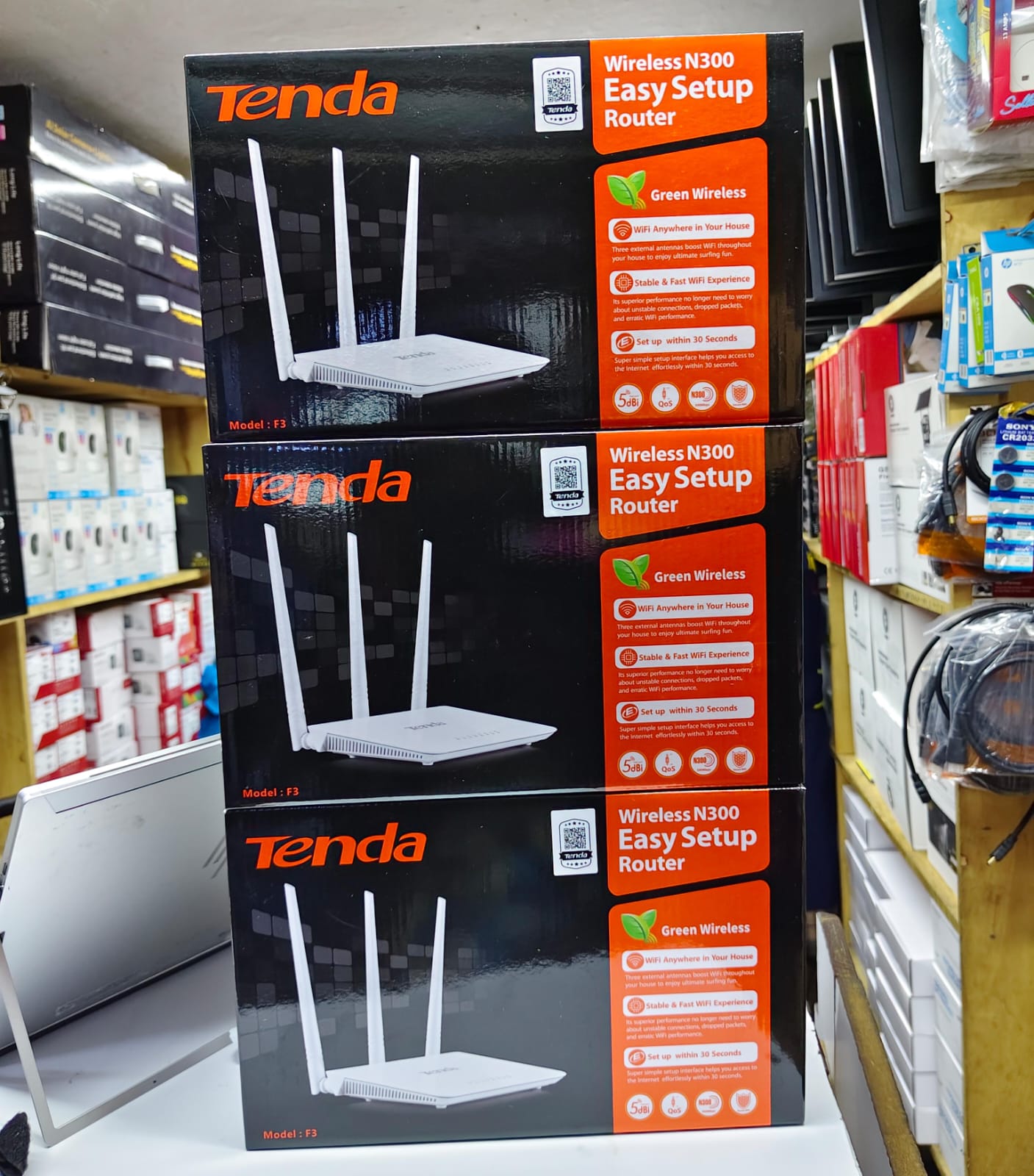 Tenda F3 300Mbps WiFi Router 📶🔥
Stay connected with the Tenda F3 300Mbps Wireless Router, a reliable and affordable solution for smooth home and small office internet access.
Built for everyday use,