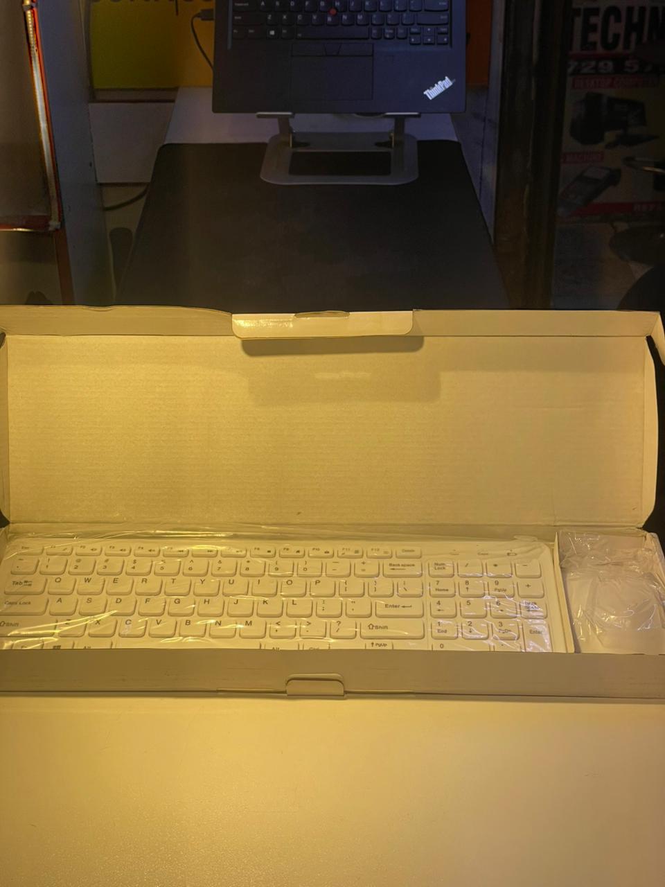 Wireless Keyboard & Mouse Combo FOR PC & Smart TV - White very high speed and with high compatibility