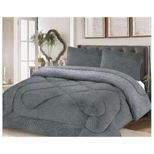 Shiny Woolen Velvet Single Duvet Blanket 5×6 –Warm, Cozy & Durable Comfort Made from soft woolen fabric with a beautiful shiny finish, this duvet provides a smooth and luxurious feel against your skin
