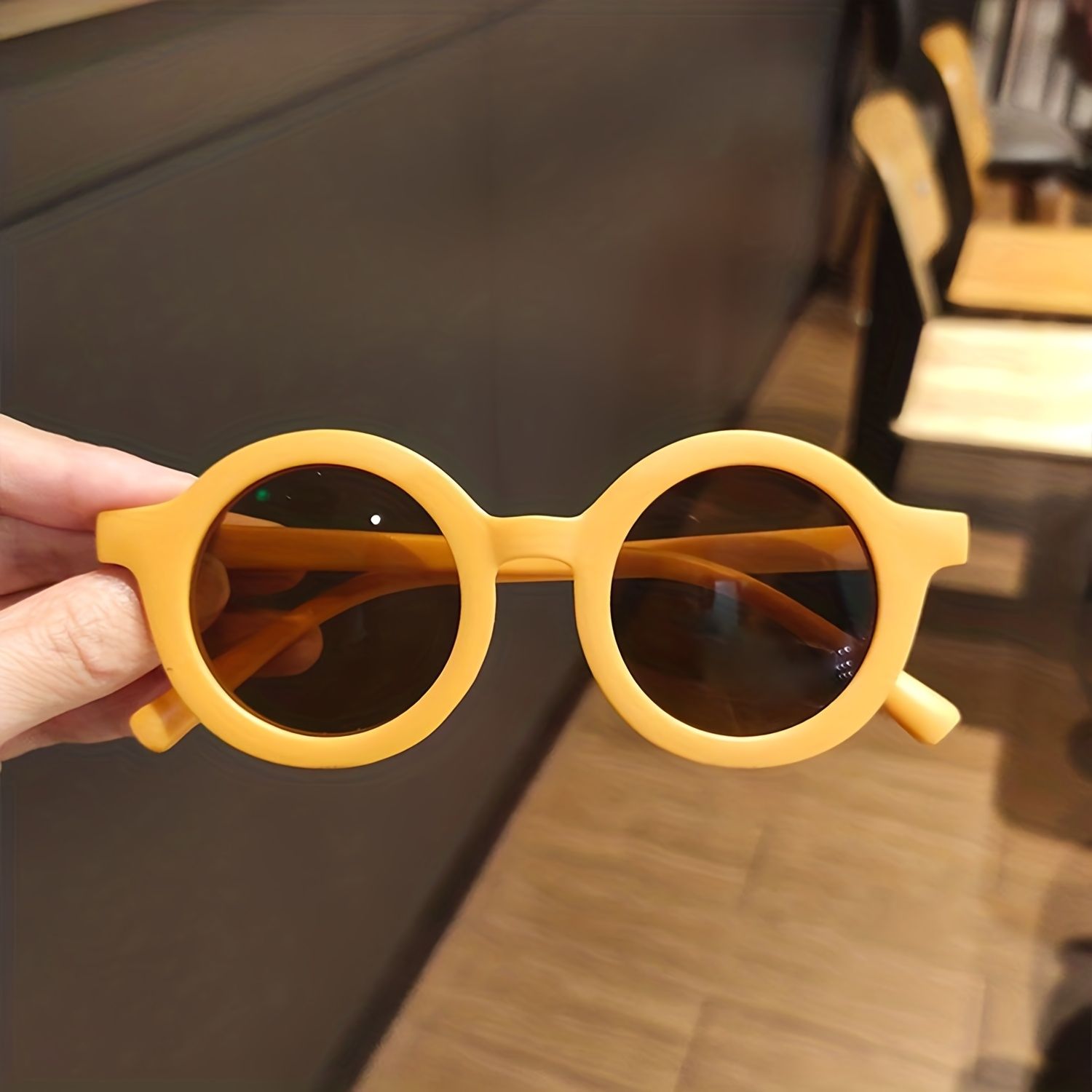 1PC Kids Fashion Glasses Cute Decorative Eyewear For Boys Girls Photo Props Catwalk Accessories Party Favors Halloween Christmas Gifts