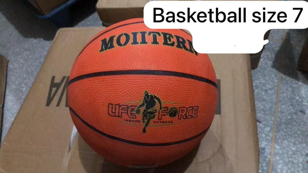 Basketball Size 7 – the official choice for serious play 🏀🔥
✔️ Official Size & Weight – Standard Size 7 (29.5”), perfect for men’s and professional-level games
✔️ Premium Grip Surface – Textured des