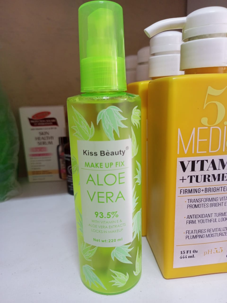 Kiss Beauty Make up Fix Aloe Vera Spray Setting 93.5% With Vitamin E and Aloe Vera Extracts Locks in Make Up Setting Spray