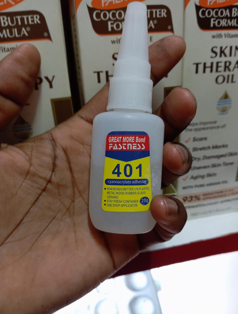 Adhesive glue 401 nail glue Bond fastness 401 cyanoacrylate adhesive also bonds plastic,metal,wood,rubber,glass,ceramic with just one drop glue