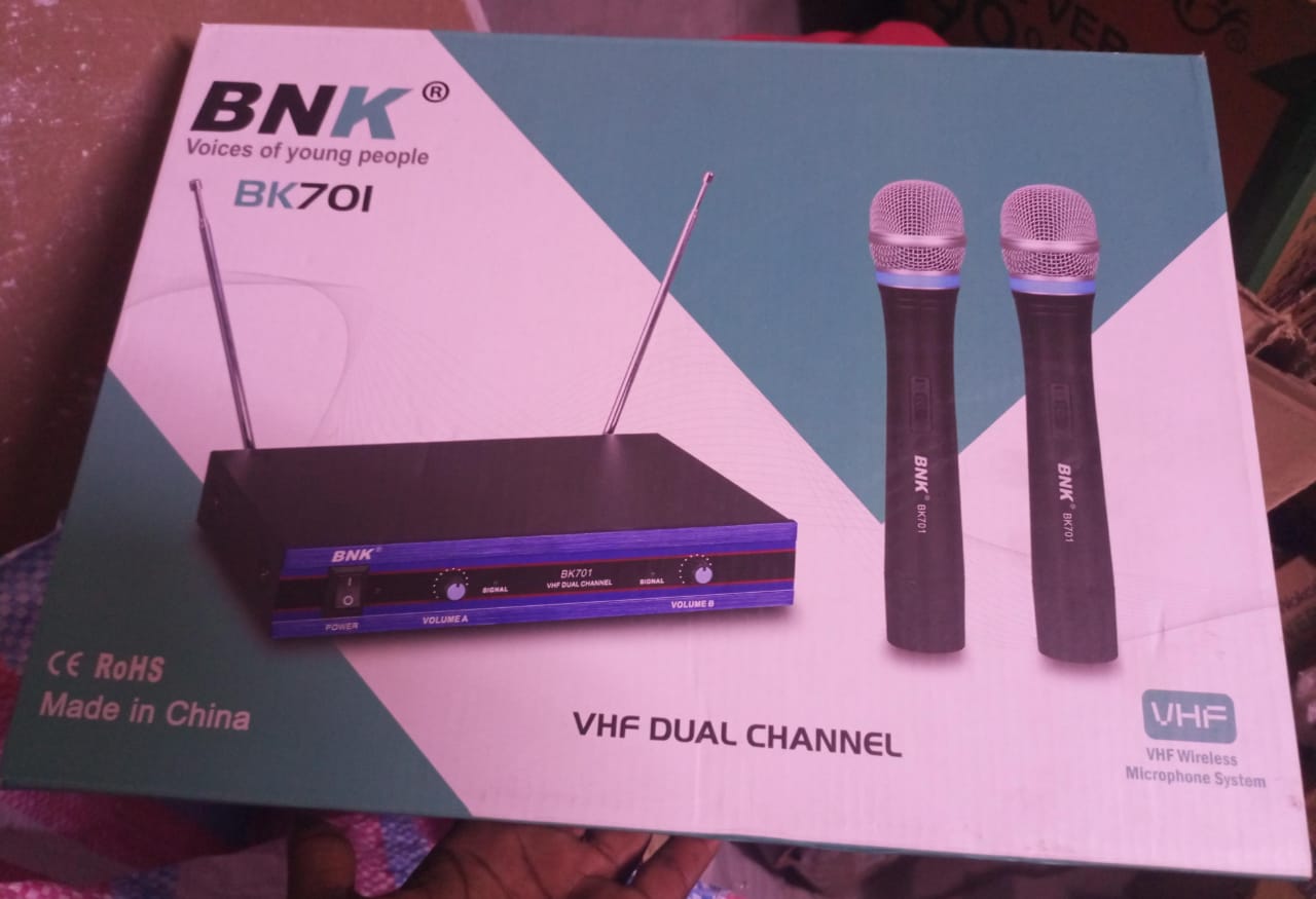 BNK microphone VHF DUAL CHANNEL BK 701 vhf wireless microphone system handheld microphone set of 2 microphones