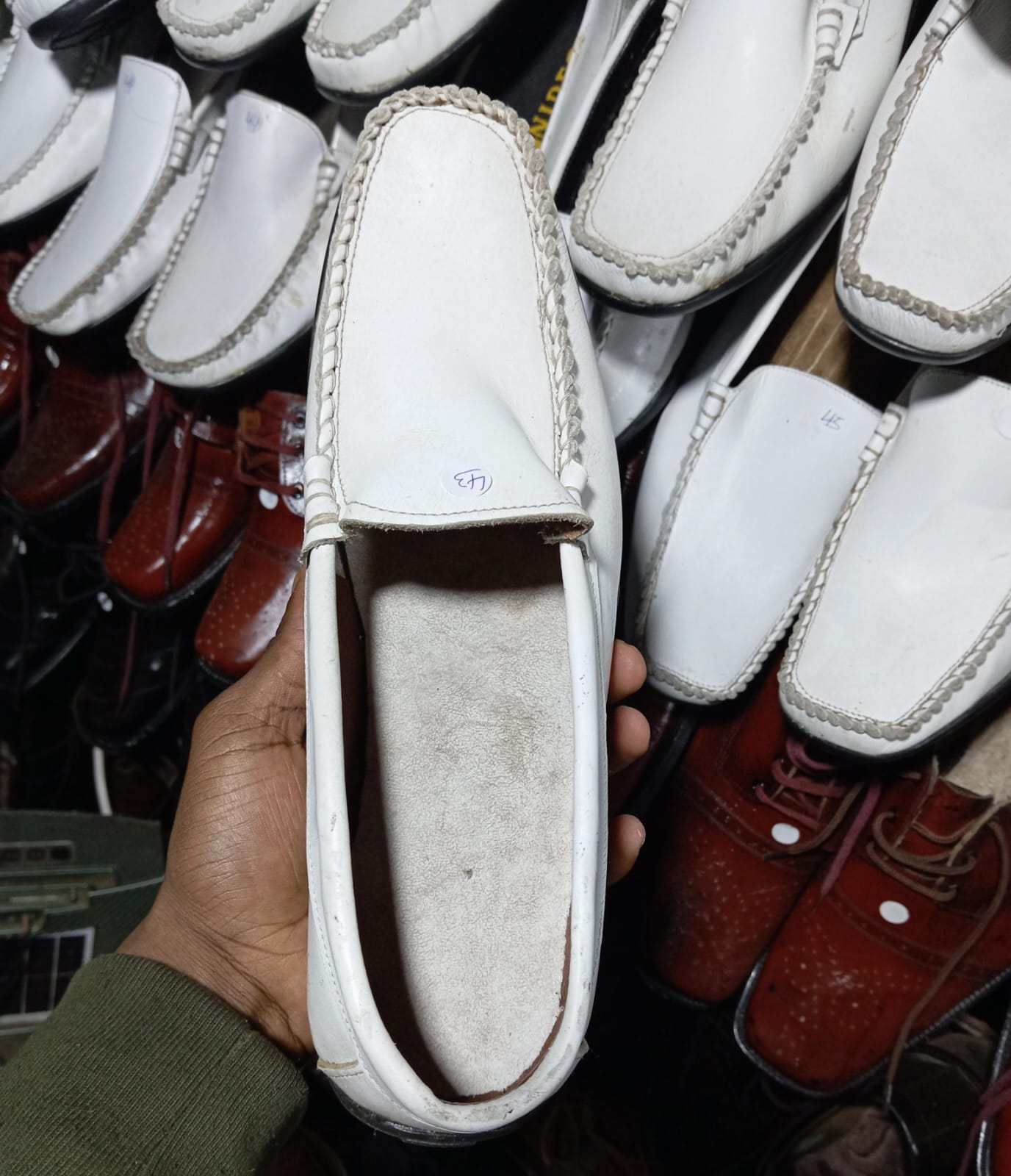 White leather shoes multi purpose official casual white school shoes Rovas sniper quality white loafers leather shoes