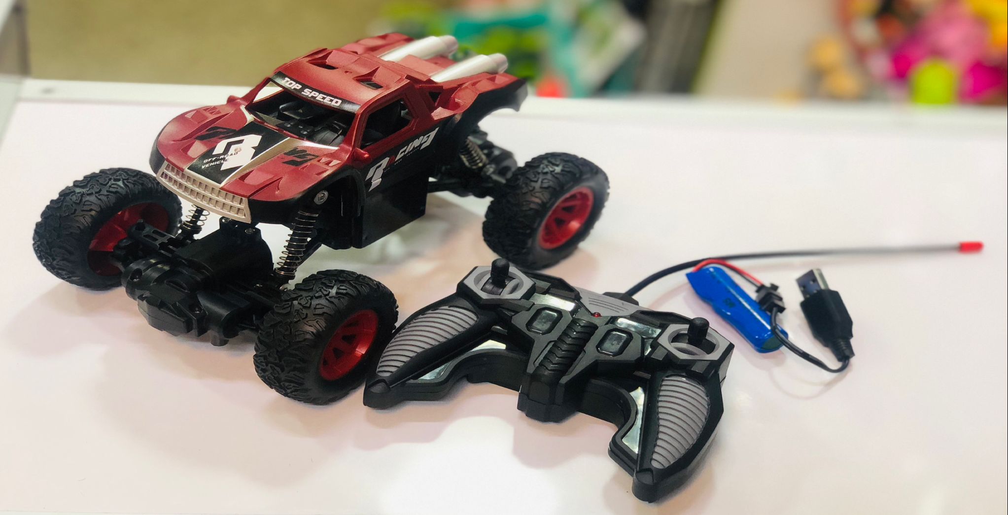 High Speed Off-Road Monster Truck  Rock Climbing RC Car| Free Rechargeable batteries available with this car Best birthday gift for Kids,boys, girls