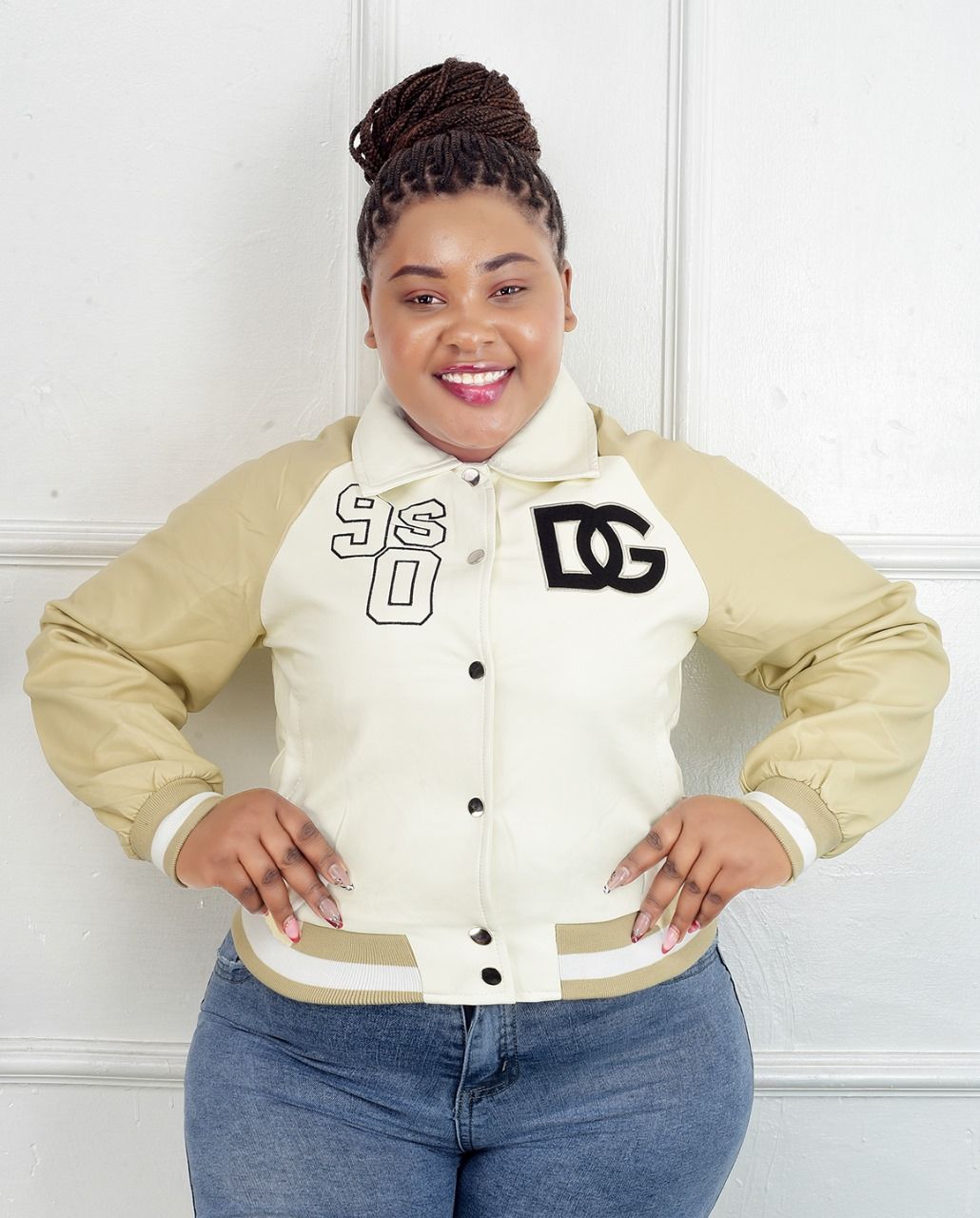 Clothes > Women's Clothing > Tops > Jackets