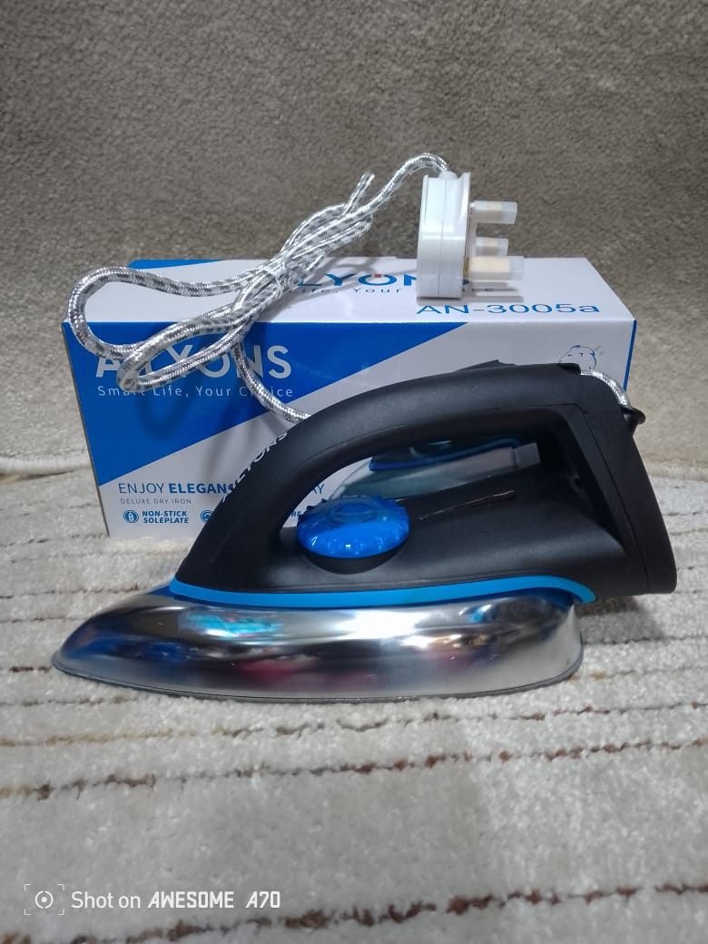 An 3005a  iron box 1pc