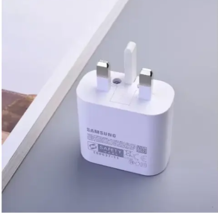 Samsung 25W WHITE Type-C to C Fast Charger Adapter/Header, USB-C Output, Compatible with Galaxy A15, A25, A05s, S20 FE, S23 FE & All Type-C Devices
