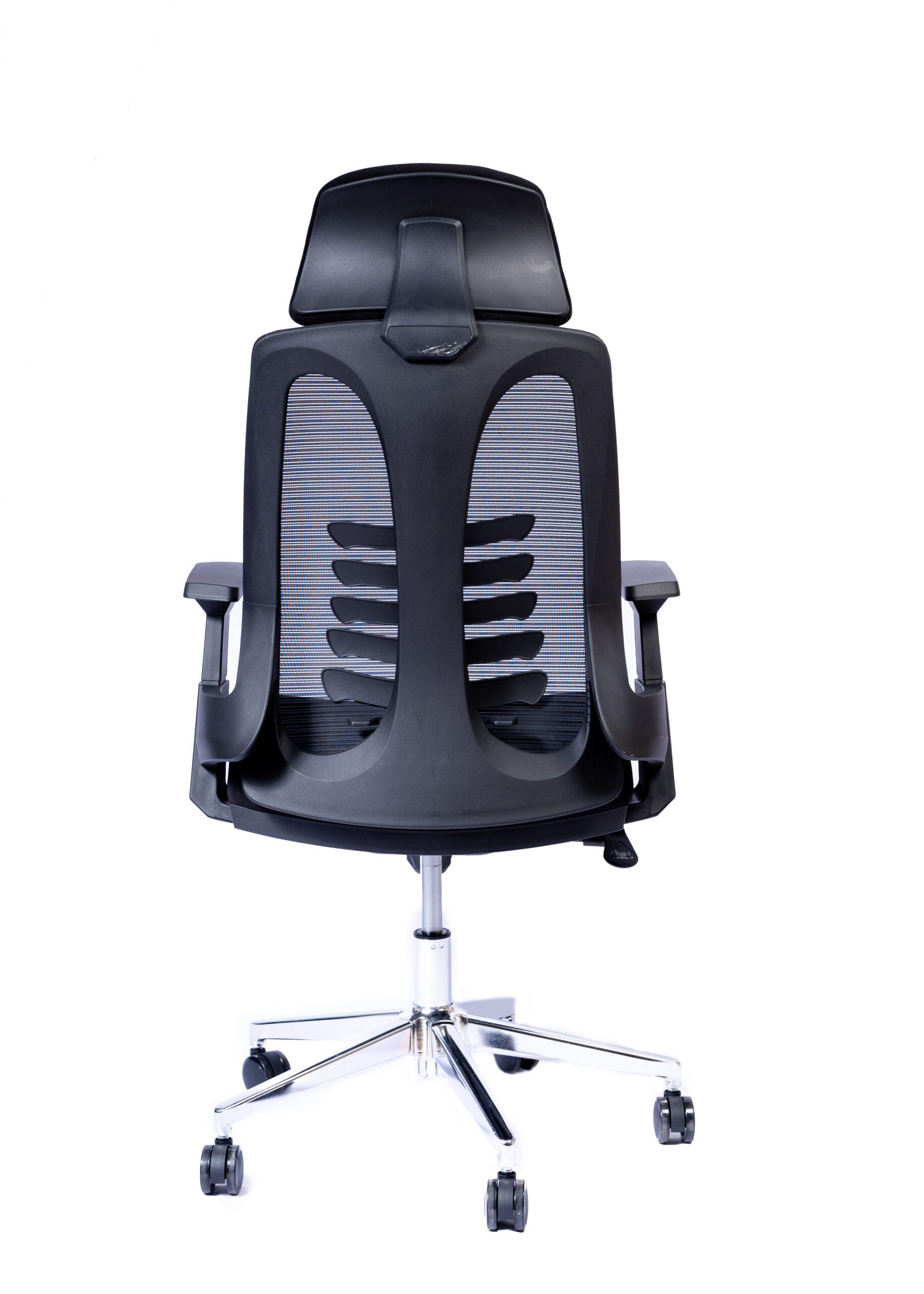 Modern design executive chair
Constructed from durable Nylon, PP, and Iron
Chrome metal type for a sleek finish
Adjustable height for personalized comfort.