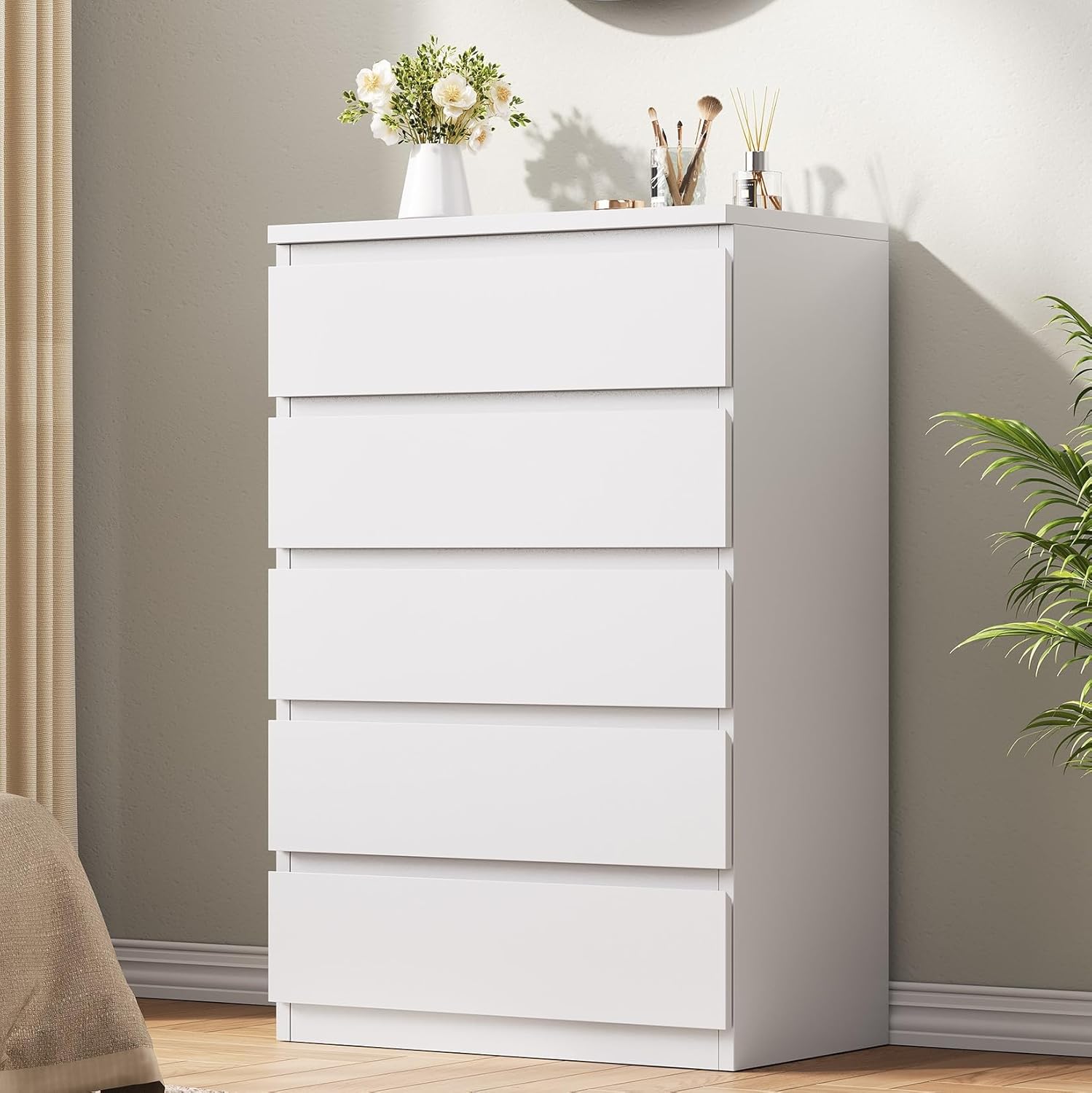 White 5 Drawer Dresser for Bedroom,Simply Modern Chest of Drawers, Wood Storage Dresser with Deep Drawers for Living Room Hallway Entryway, White