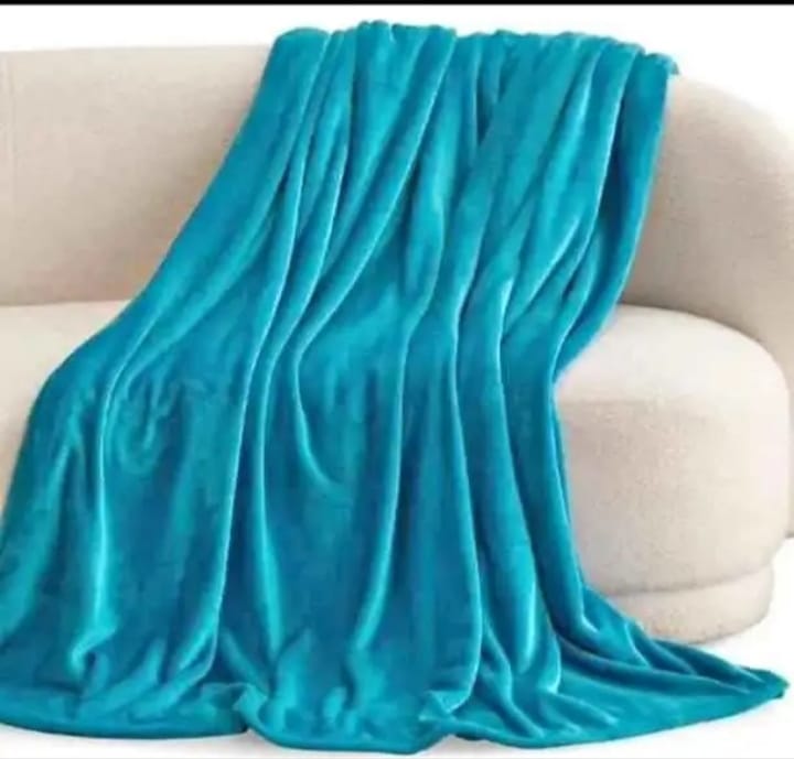 Fleece Throw Fleece Blanket   This comfy, cozy and Ultra-Plush warm fleece blanket provides better fade & stain resistant than cotton blankets - Unlike cotton has little elasticity to retain shape, Mi