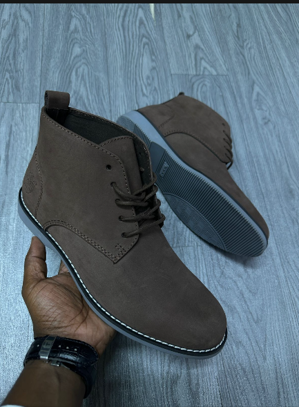 🔥🔥🔥🔥🔥🔥High Quality Timberland suede boots🔥🔥🔥💯Leather💯Rubber sole