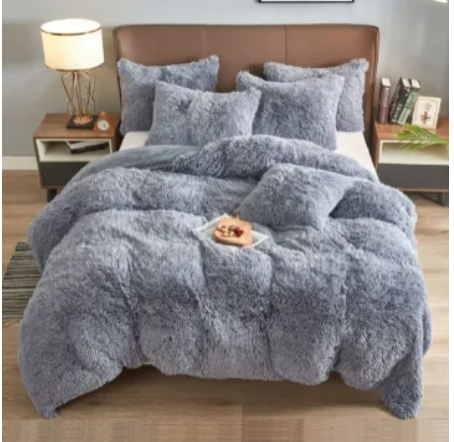 [ 🔥SPECIAL OFFER 🤩🤩✨JUST FOR YOU !!! ] 6 Pc Size 6X7 Brand New Very High Quality Stylish and Luxurious Velvet plush Fluffy Duvet set (1 Fluffy velvet Duvet,1 Fleece Bedsheet & 4 pillowcases)