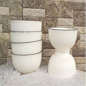 ❗️NEW IN❗️Set Of 6 White Ceramic Bowls With Black Ring. with a subtle pinstripe pattern . Each one beautifully crafted from fine ceramic. Plus, the set is dishwasher-safe for ease and convenience