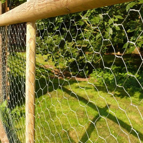 AVAILLABLE😶‍🌫️Chicken Wire Outdoor Anti-Rust Hexagonal Galvanized Chicken Wire Mesh Fencing to Protect Gardening Vegetables Flowers Fruits from Dogs Rabbits Squirrels🎉Anti-Rust: Adopting double-lay